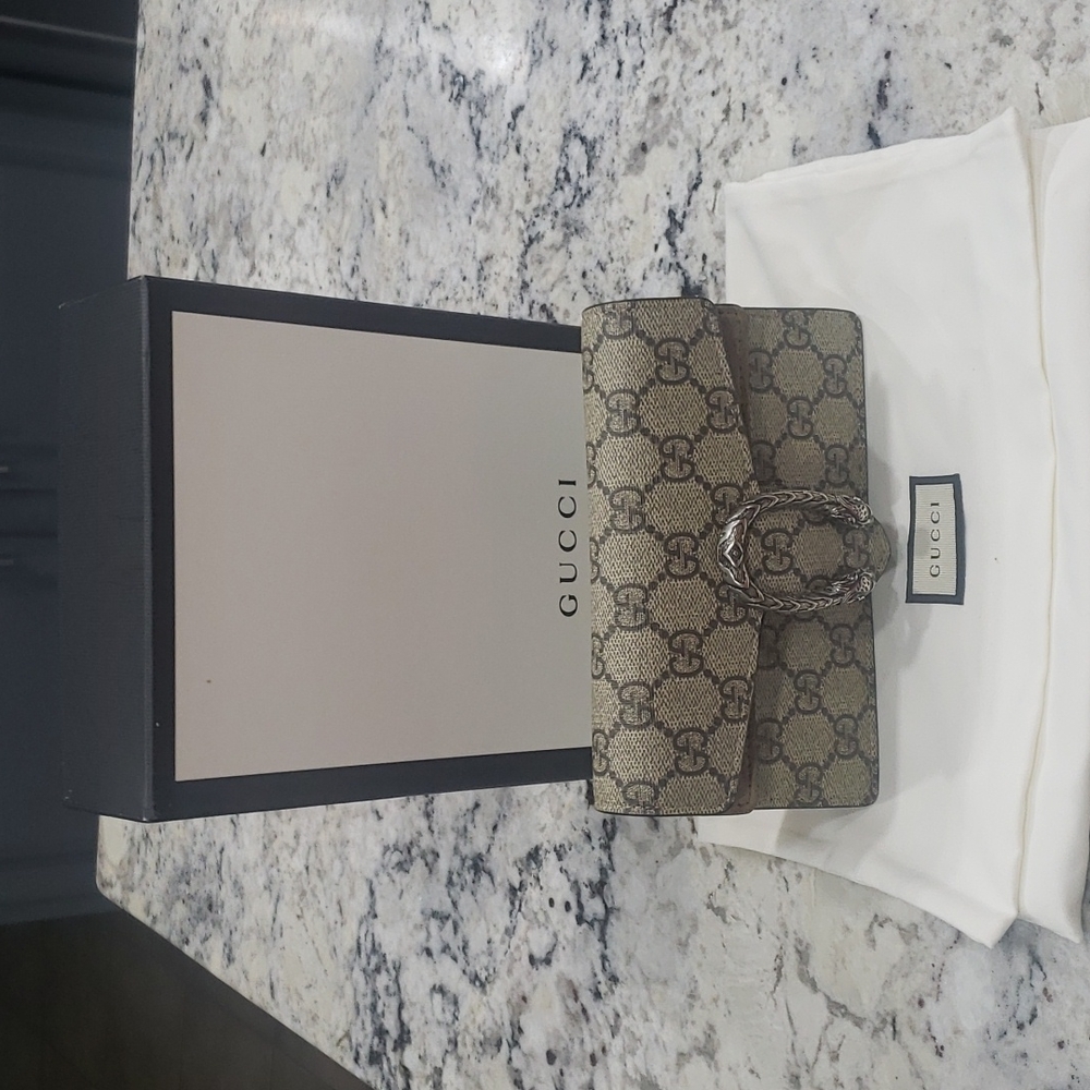Gucci handbag